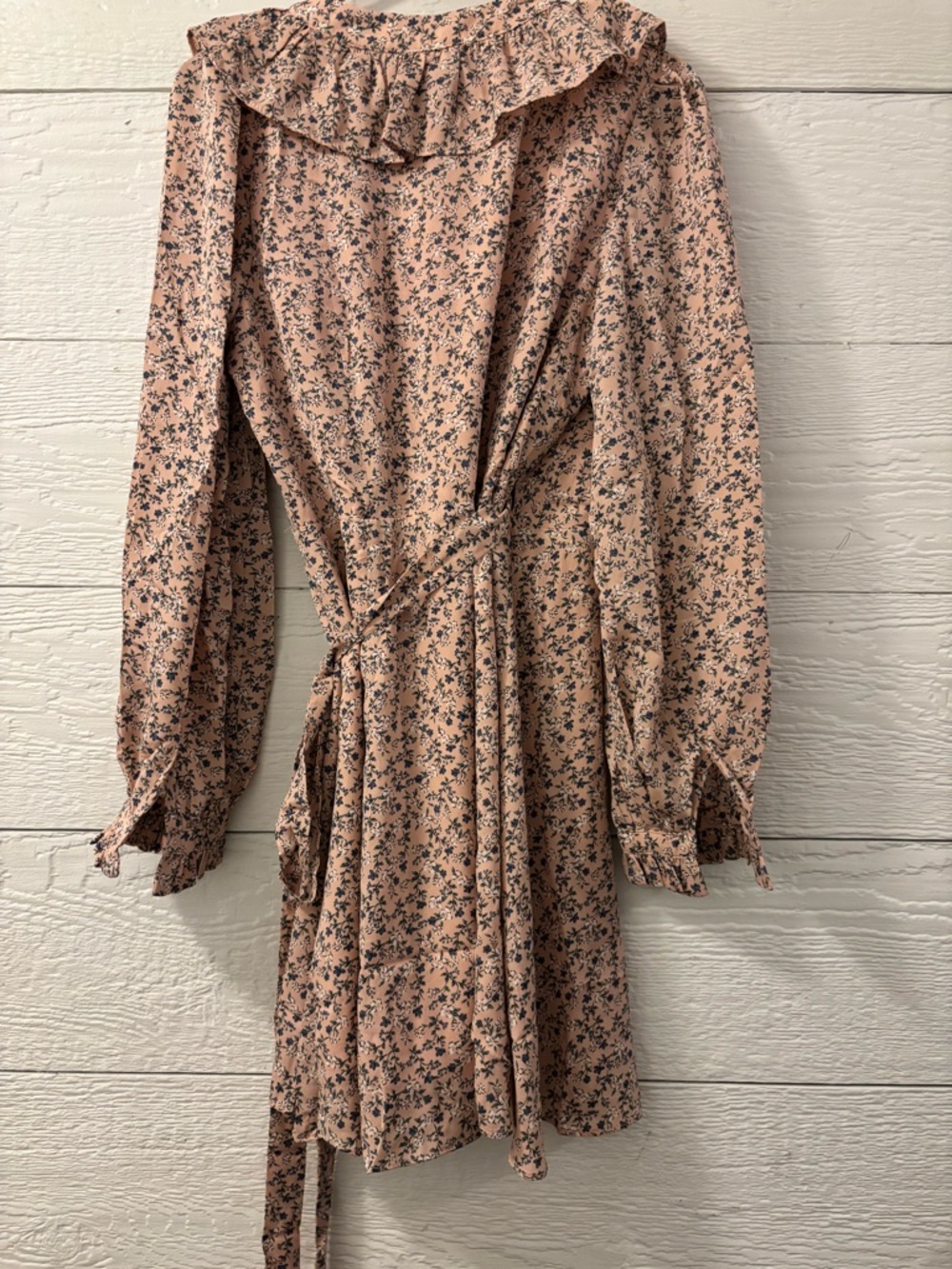 NEW FREE THE ROSES WRAP DRESS - Picture 5 of 6